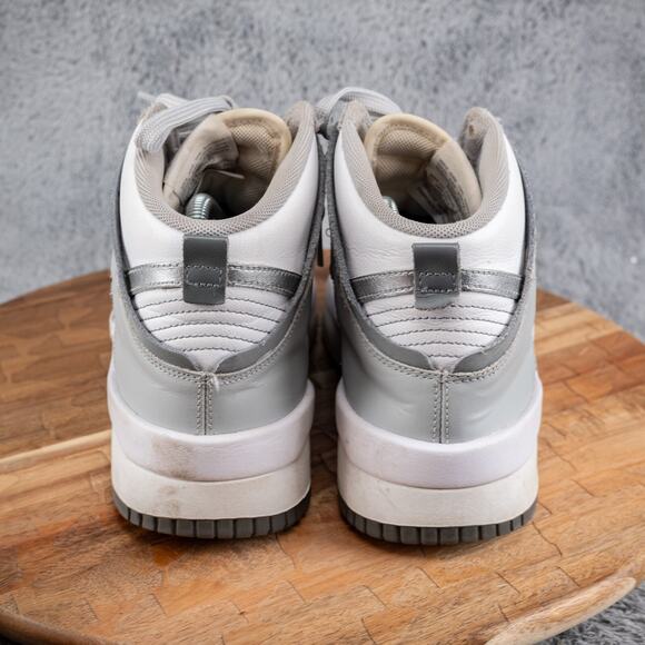 Nike White and Gray Athletic Shoes - Picture 4 of 7